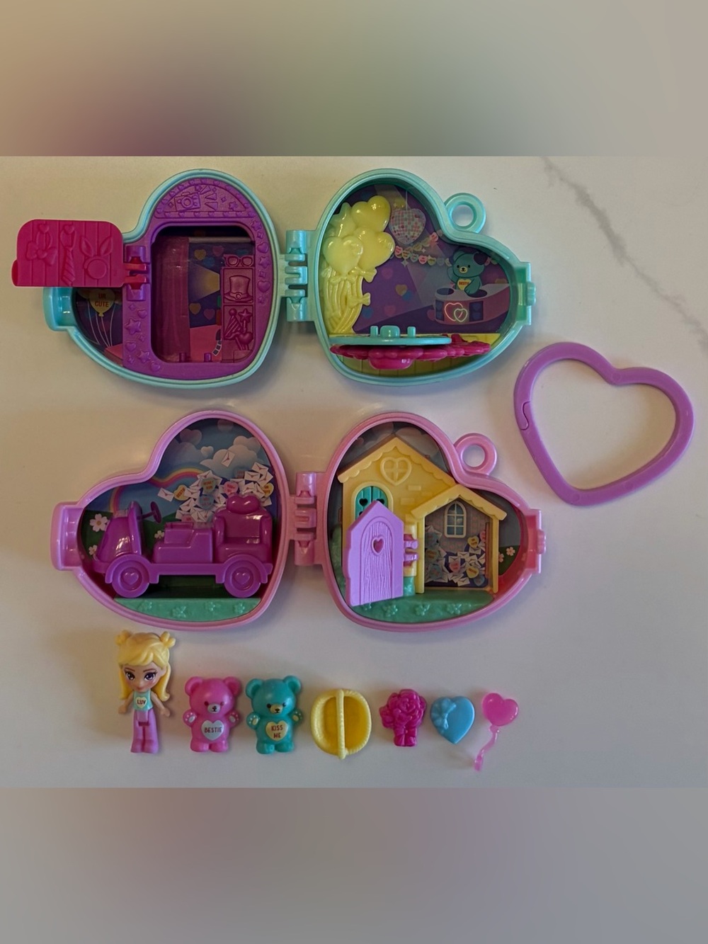 Polly Pocket x Sweethearts Partnership Compact Playset